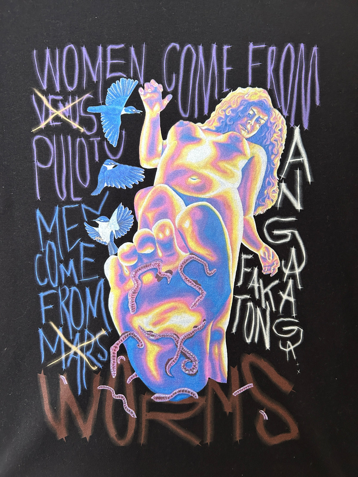 ANGA FAKA - TONGA: Men are from M̶a̶r̶s̶ worms / Women are from V̶e̶n̶u̶s̶ Pulotu tee